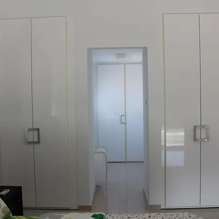 Semesterbostad Marymina